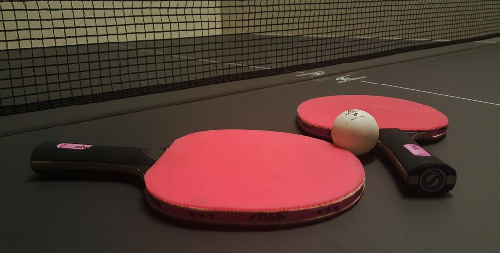 ping pong, table tennis, paddles-1205609.jpg